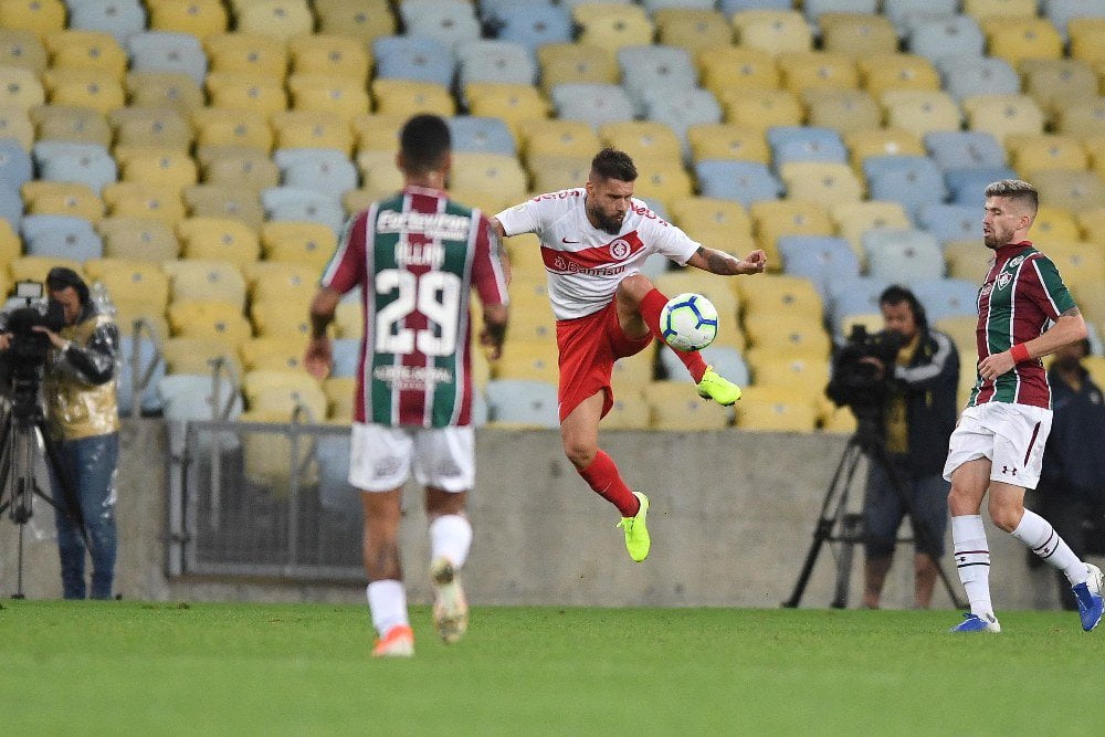 Sobis detecta erro crucial do Inter em derrota amarga para o Fluminense Sobis