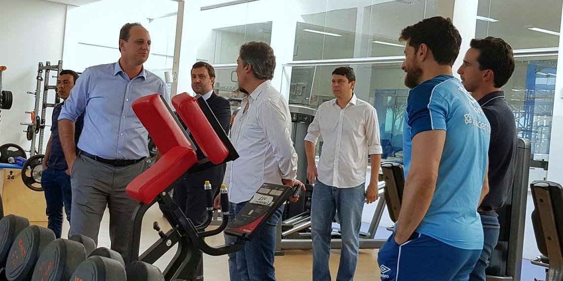 Ceni chega ao Cruzeiro e joga favoritismo para o Inter na Copa do Brasil Cruzeiro
