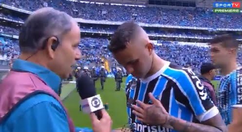 Torcedores gremistas fazem "dossiê" contra repórter que irritou Luan Luan