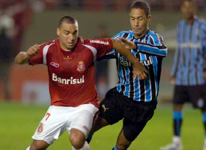 Daniel Carvalho cita falta do "sentimento de torcedor" em campo, e atacante do Inter discorda: "Estamos lutando" Daniel Carvalho