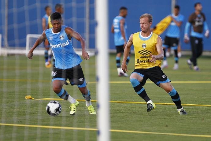Criado nas categorias de base do Grêmio, Marcelo Hermes volta ao futebol brasileiro e acerta com clube da Série B Grêmio