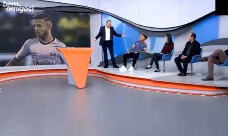 Beira do Guaíba? Matheus Henrique corrige Luís Roberto ao vivo: "Lá é o Inter" Matheus