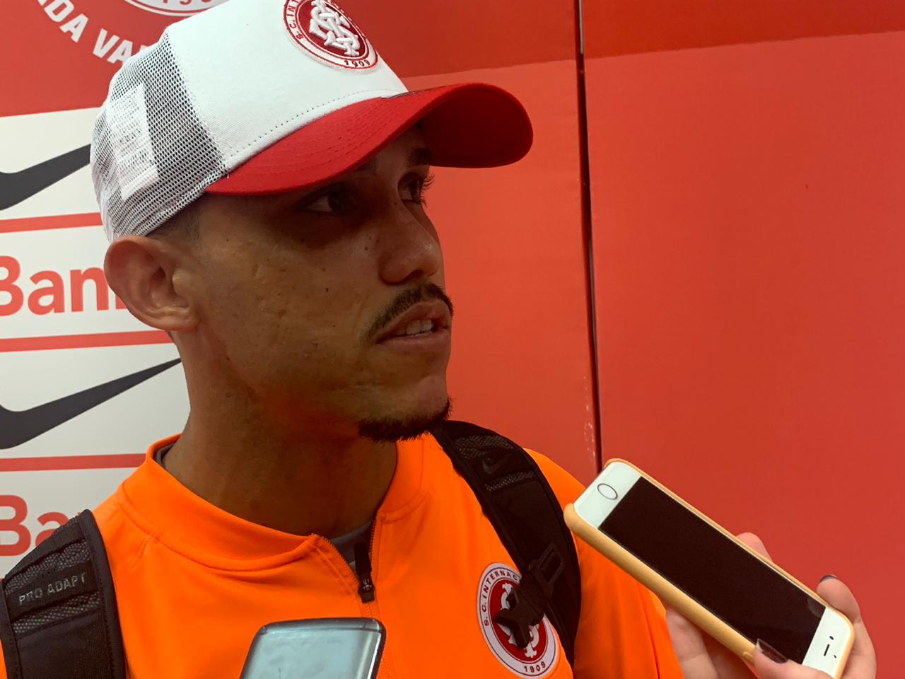 William Pottker deixa futuro em aberto com a camisa do Inter Pottker