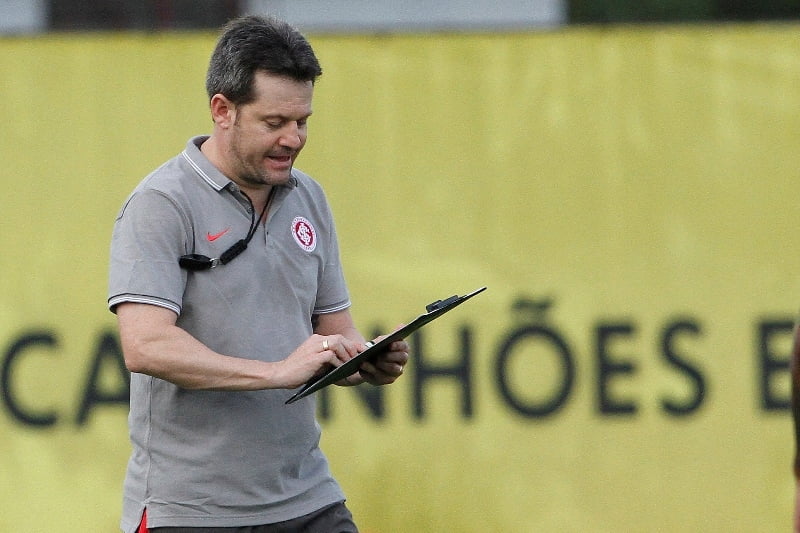 Argel se vê com portas abertas no Inter: "Ganhei os últimos dois títulos e o futebol é dinâmico" Argel