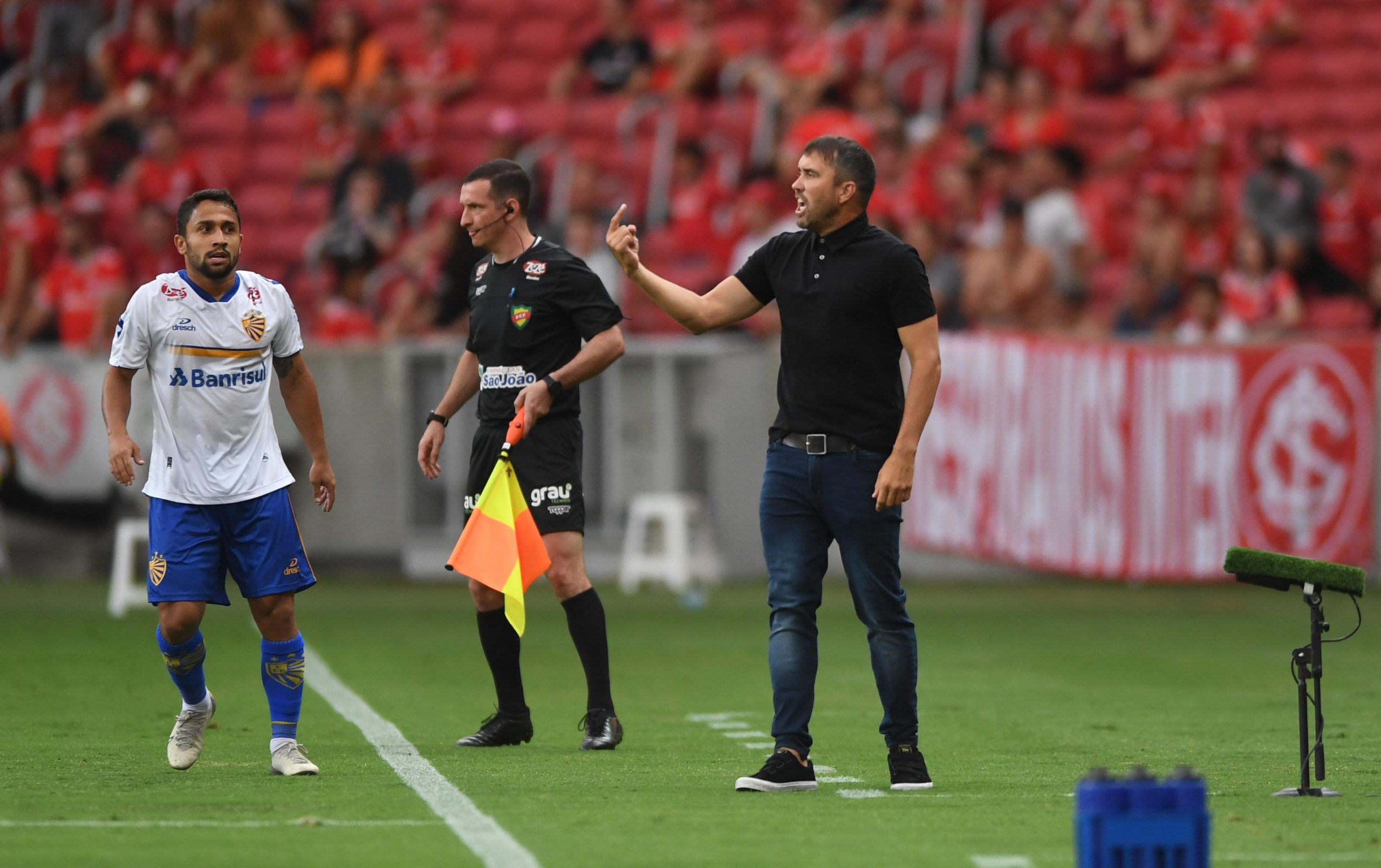 Cinco fatos que marcam o primeiro mês completo de Eduardo Coudet no Inter Coudet