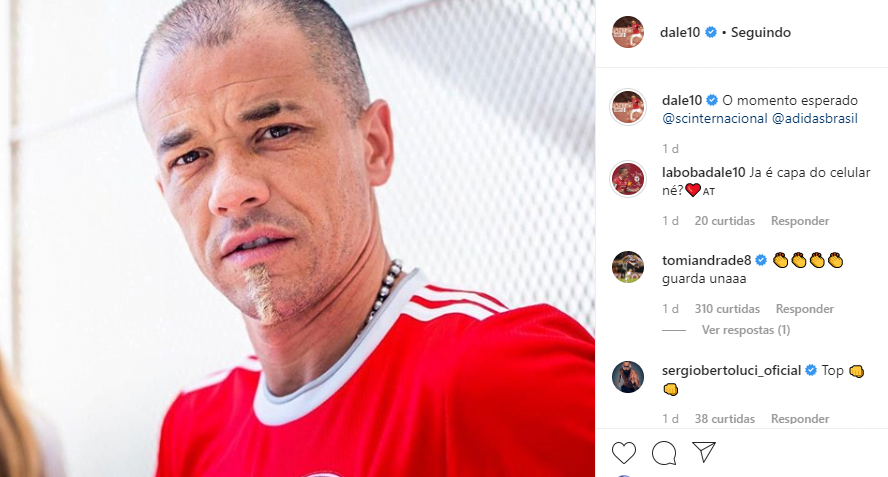 Jogador do River Plate comenta post de D'Alessandro sobre nova camisa do Inter D'Ale