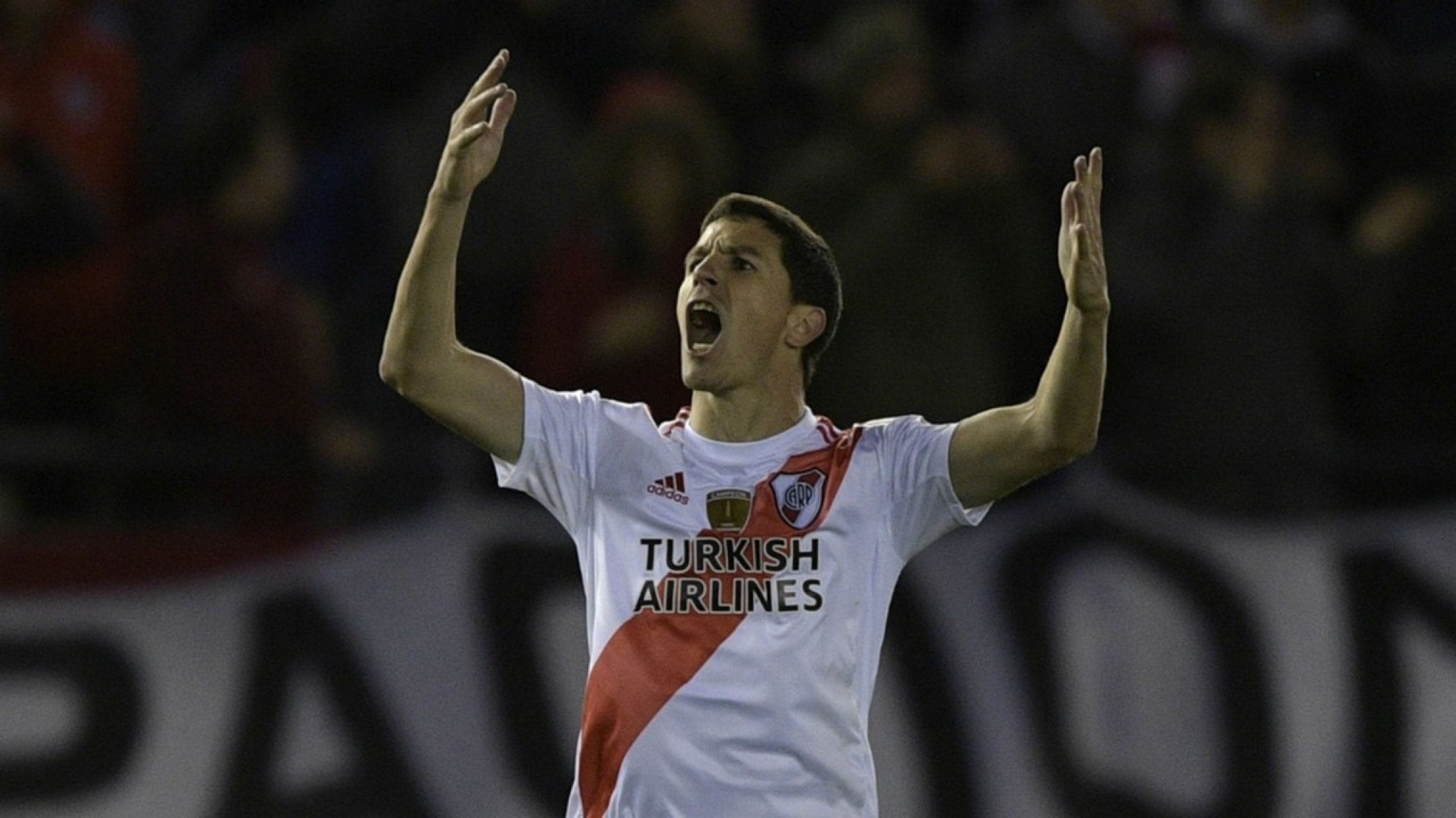 Jornalista informa que River Plate já respondeu proposta do Inter por Nacho Nacho