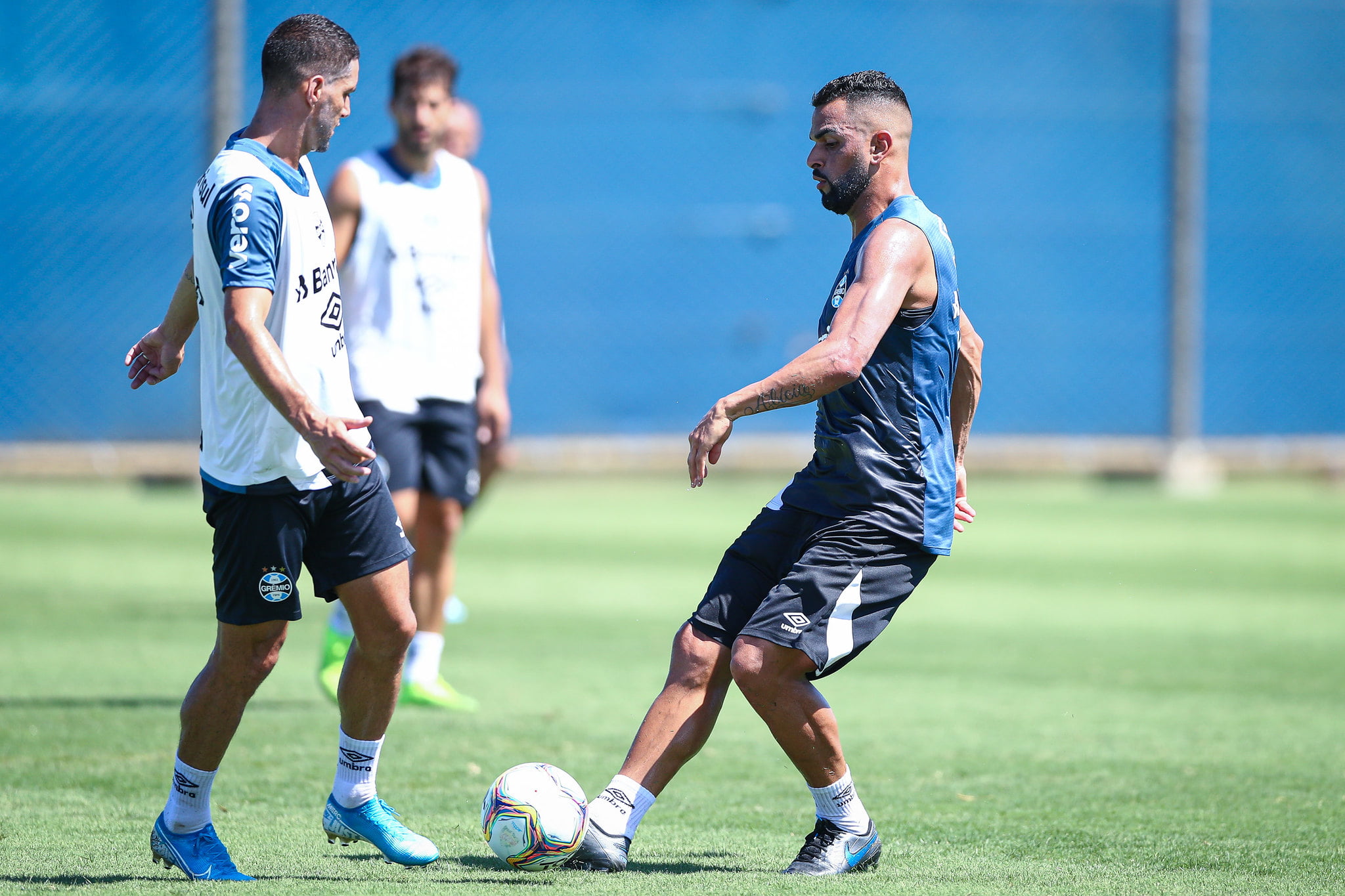Thaciano sentiu: confira a provável escalação do Grêmio para pegar o Aimoré Grêmio