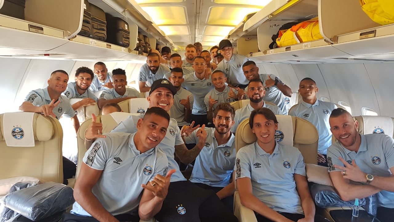 Grêmio está na Colômbia com 24 atletas; veja os relacionados e a provável escalação Grêmio