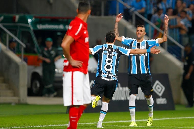 Maicon voando fisicamente, Luan craque... gremistas se divertem revendo o Gre-Nal dos 5x0 Grêmio