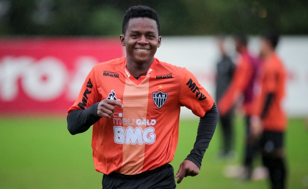 Cazares pode chegar? Dirigente responde e cita principal desafio do Inter no momento Cazares
