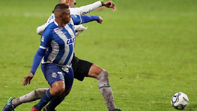 De Everton a Walter, presidente do Grêmio atualiza assuntos pendentes no clube Walter