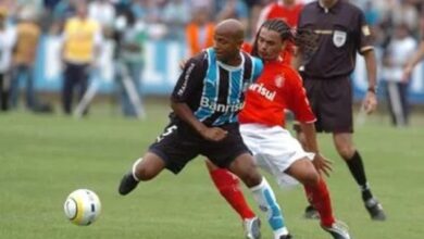 Fora da Batalha dos Aflitos por lesão, Jeovânio relembra sofrimento em casa: "Que angústia" Grêmio