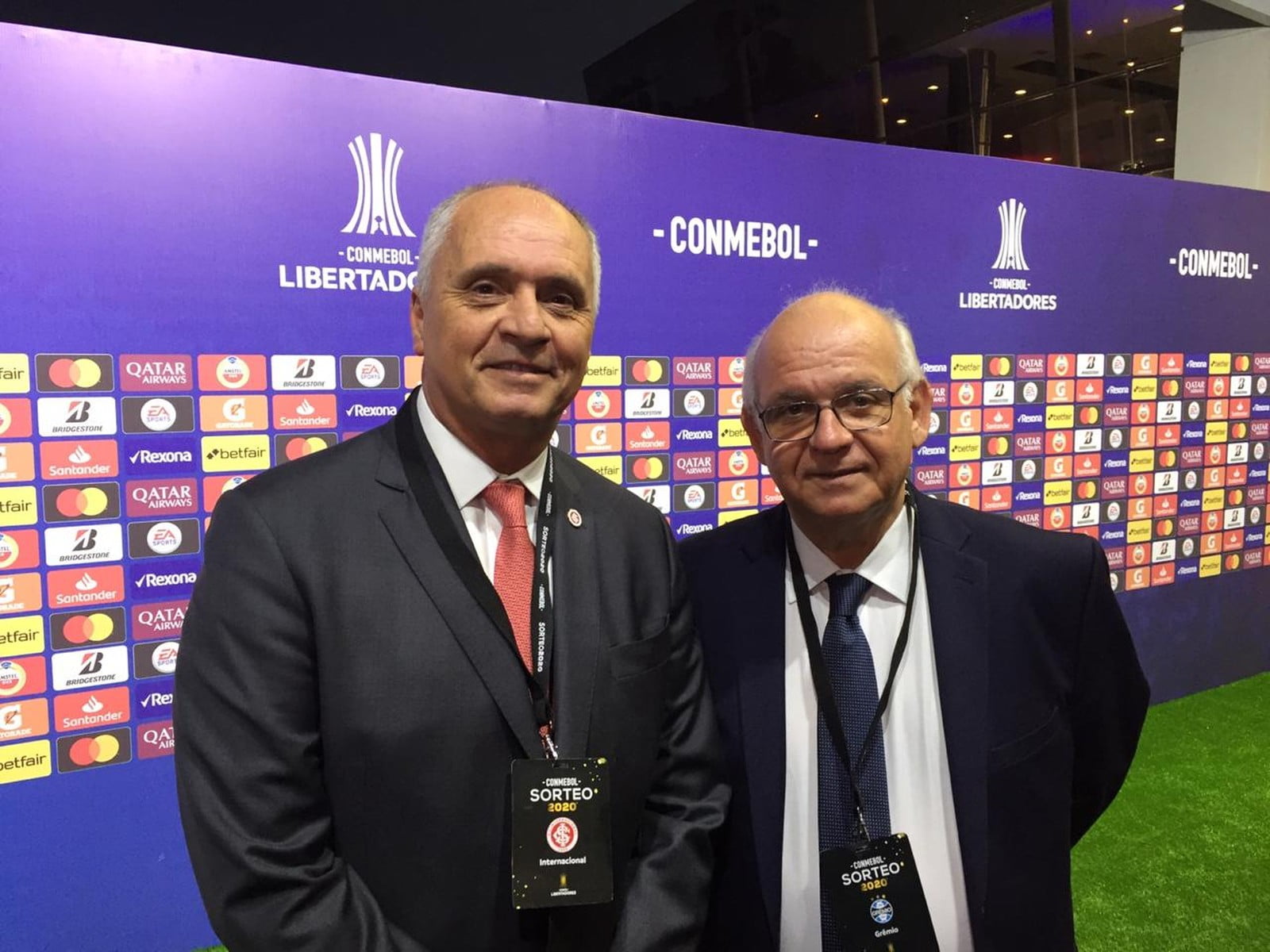 Bolzan reafirma amizade com o presidente do Inter, mas garante que nunca usa vermelho Bolzan