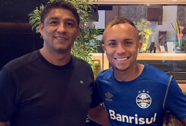 Jardel se mostra na torcida por venda de Everton pelo Grêmio: "Está na hora, já falei para o Romildo" Jardel