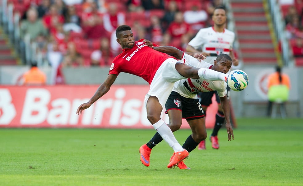 Marcado por gol contra e queda, Geferson relembra passagem no Inter e convocação: "Achei que era trote" Geferson
