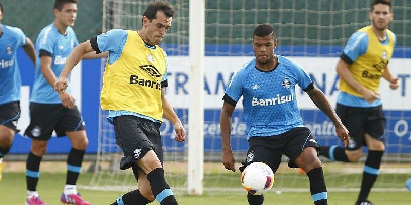 Satisfeito em Portugal, lateral-esquerdo lançado por Felipão fala com carinho do Grêmio e cogita retorno Junior