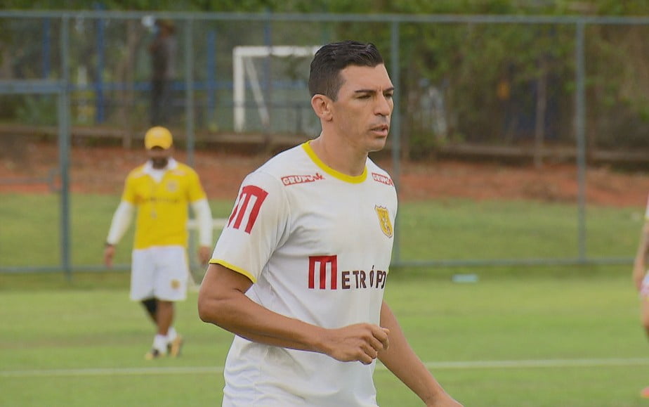 Lúcio coloca zagueiro do Inter como um dos melhores do Brasil na atualidade Lúcio