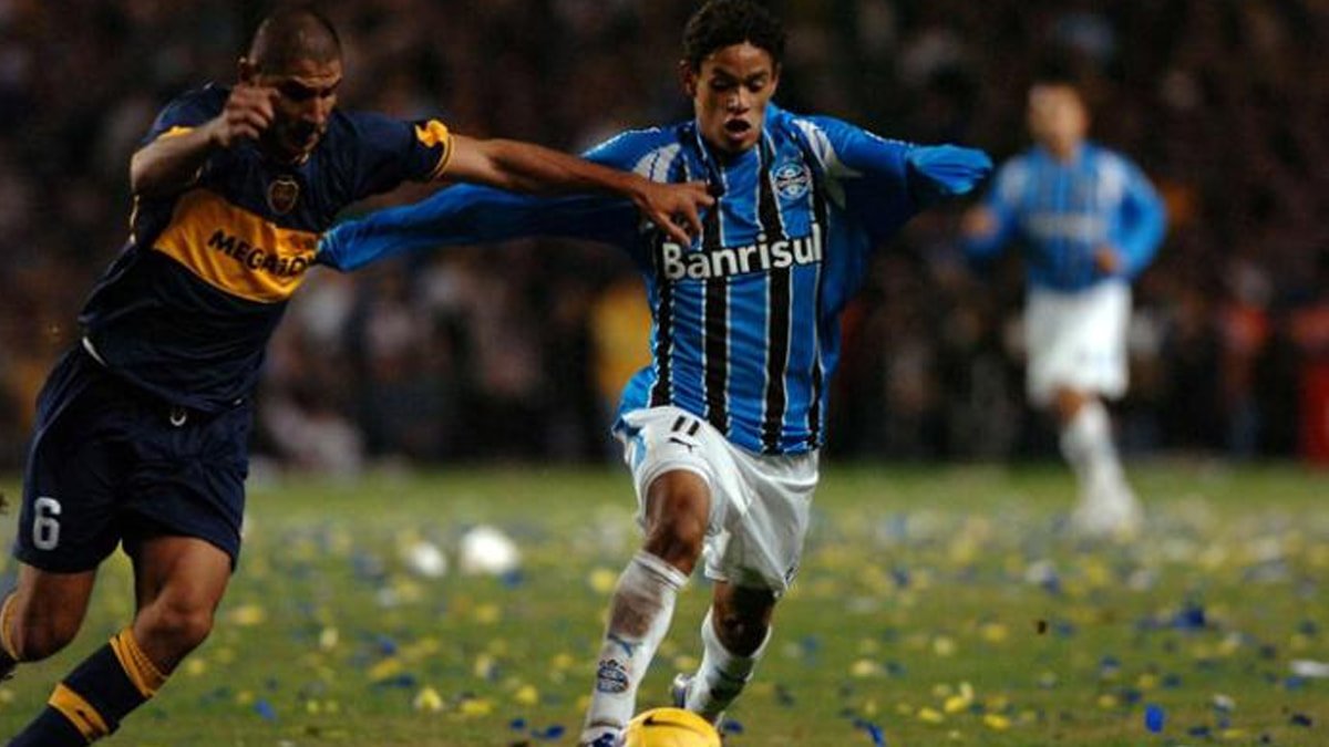 Lembra dele? Carlos Eduardo, vice da Libertadores pelo Grêmio, aceita desafio em mercado alternativo