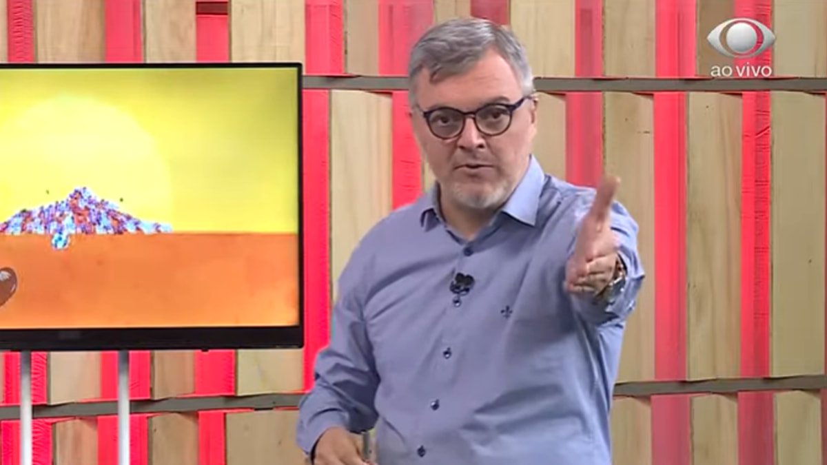 Identificado com o Inter, apresentador pede aplausos a Renato: "Chegou e arrumou o time em 10 dias" Renato