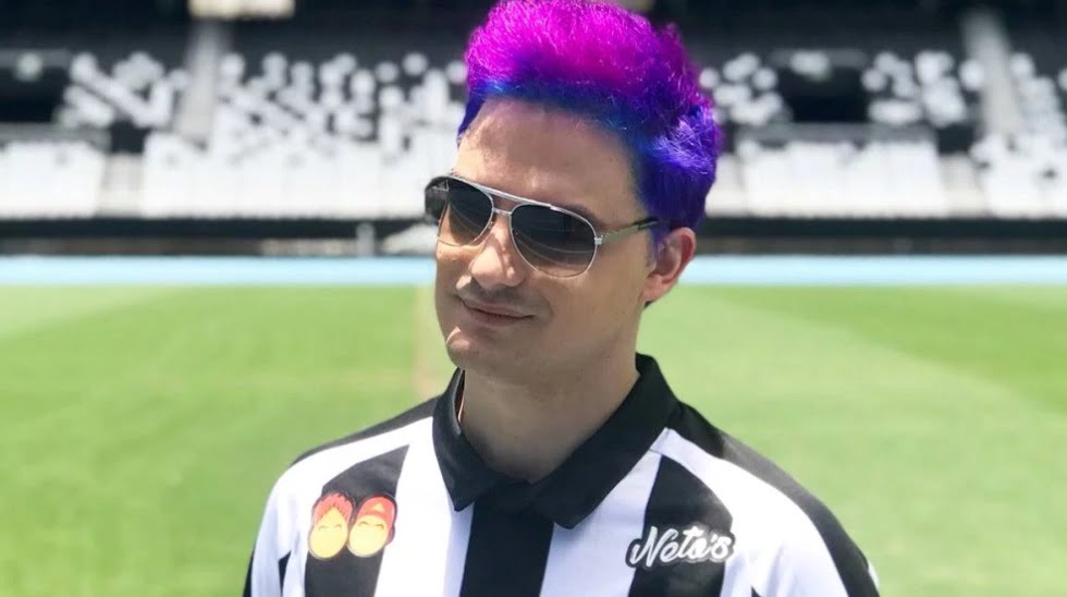 Torcedor do Botafogo, Felipe Neto compreende ato de Gatito e detona árbitro: "Covarde" Felipe Neto