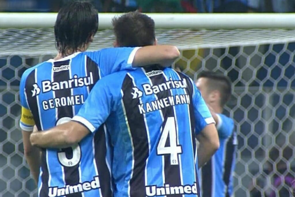 Grêmio informa que Geromel e Kannemann estão com coronavírus; saiba quais jogos a dupla perderá Geromel
