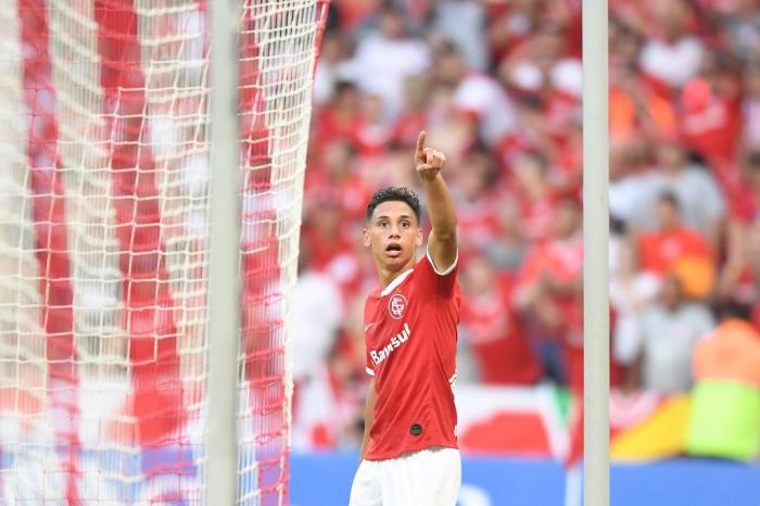 Sarrafiore pode estar de saída para o Coritiba? Veja o que sabemos até agora Sarrafiore