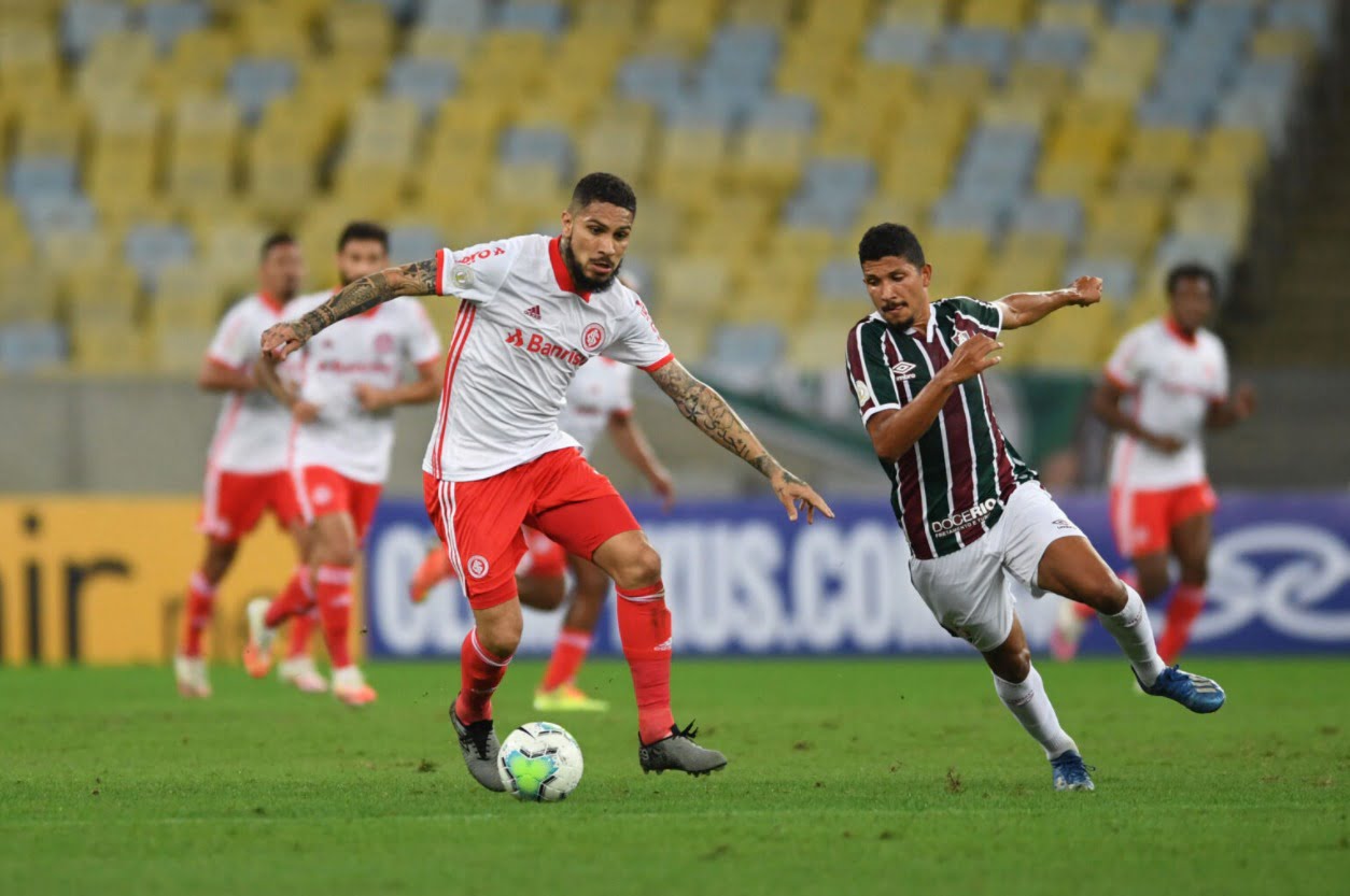 Veja o exato momento da lesão que tirou Paolo Guerrero do restante da temporada Guerrero