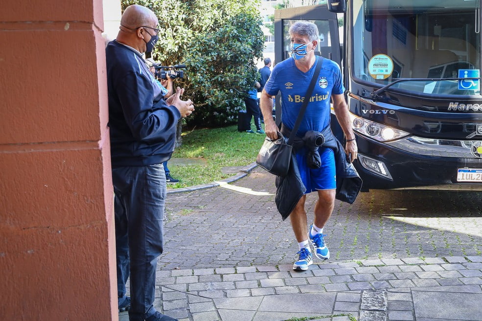 Escalação do Grêmio contra a U. Católica passa pelo DM, e Renato pode ter retorno de trio Renato
