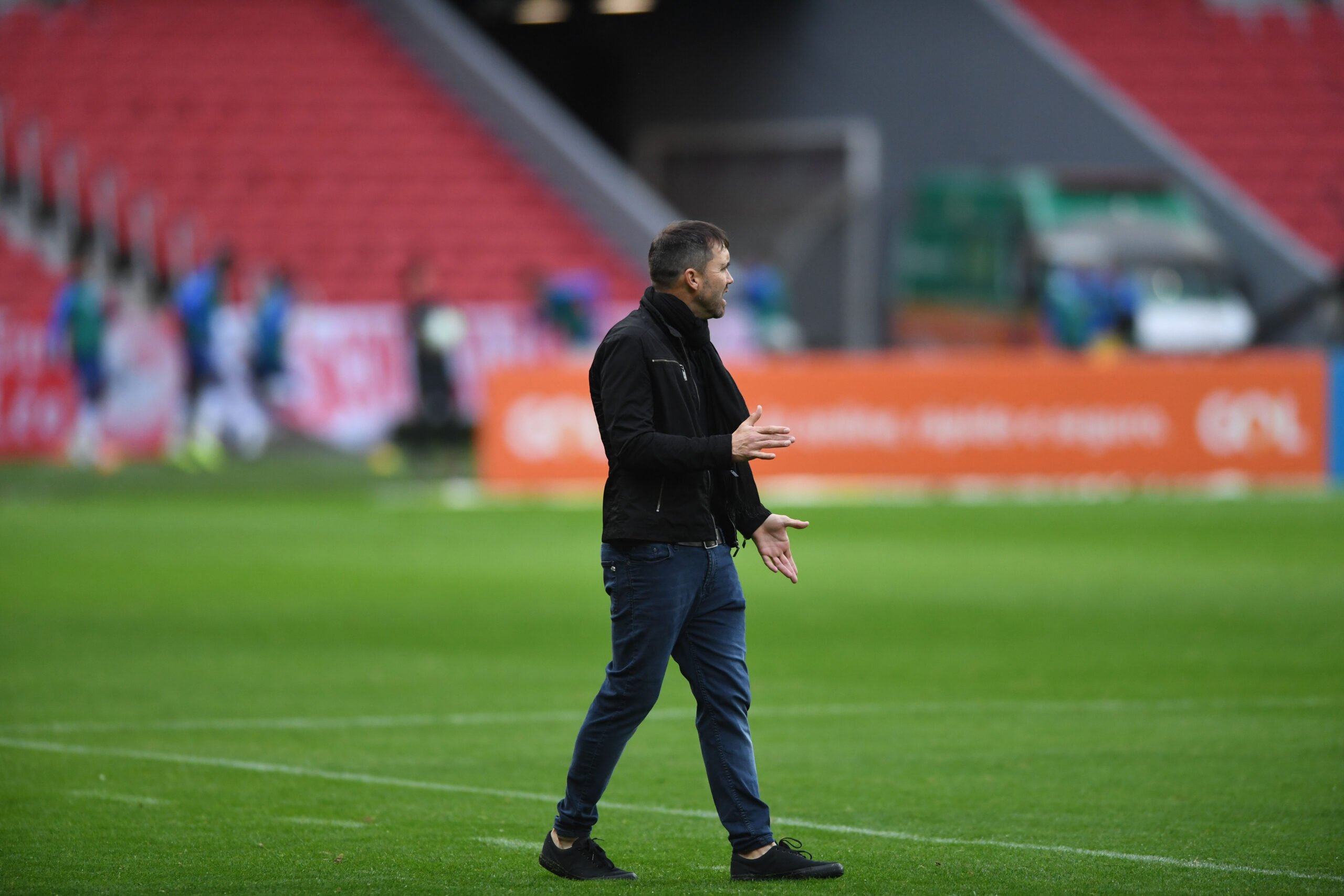 Jornalista revela se há alguma chance de troca de Mano Menezes para Coudet no Inter em 2023 Coudet - Inter - Mano