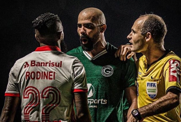 Sandro revela na web o sentimento de enfrentar e vencer o Inter depois da bela história feita no clube Sandro