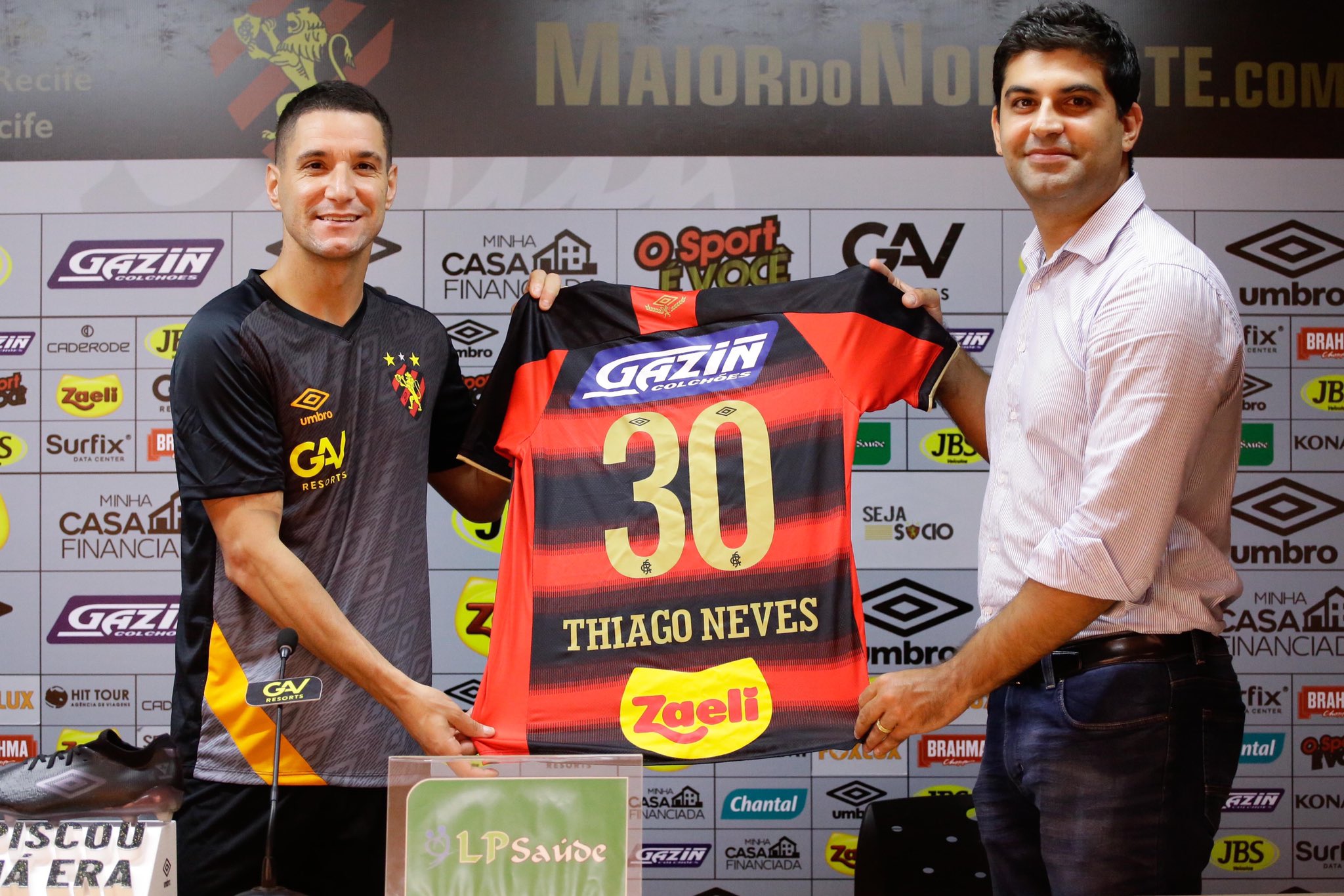 Thiago Neves já irrita rival do Santa Cruz com poucos dias de Sport: "Chegou falando m..." Thiago Neves