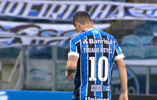 Entre salários e danos morais, Grêmio terá que pagar bolada a Thiago Neves por rescisão Thiago Neves