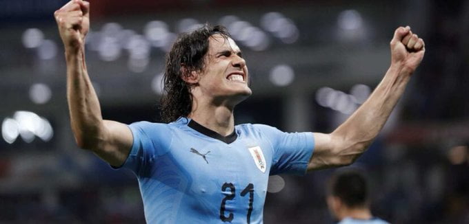 Empresário de Cavani não descarta "projeto" na América do Sul; print indica reação do jogador na web Cavani