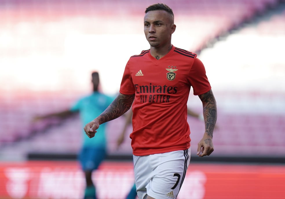 Everton cita derrotas do Grêmio para o Flamengo e se encanta ao trabalhar com Jesus: "Agora vejo a diferença" Everton