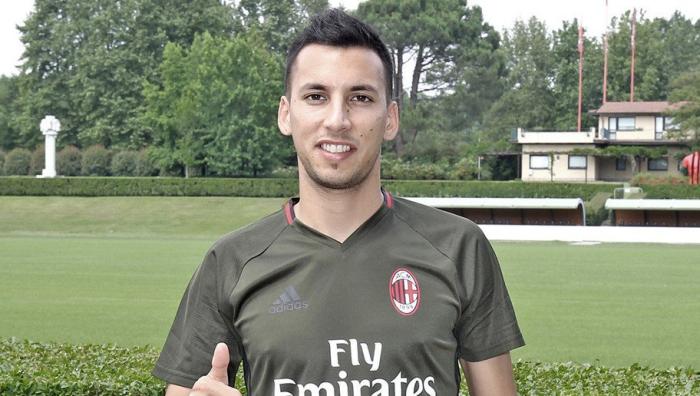 Em busca de lateral-esquerdo, direção do Inter descarta Jorge; ex-River Plate, Vangioni é oferecido Vangioni