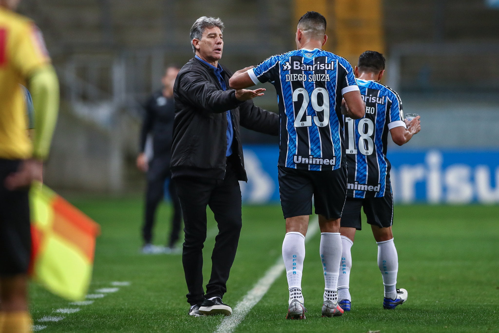 Renato cita "parabéns" da direção, atualiza caso de Jean Pyerre e manda outro recado a Gaciba Renato