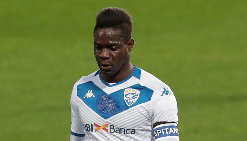 Empresário conversa com direção do Grêmio e oferece Balotelli ao clube, diz jornalista Balotelli