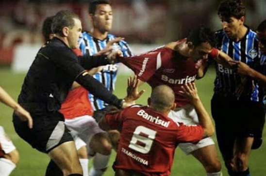 De Magrão a Índio: ex-jogadores do Inter fazem posts na web e pedem raça no Gre-Nal Magrão