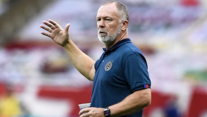 Após derrota do Bahia para o Fluminense, Mano deixa ex-colorado Odair Hellmann no vácuo; assista Mano