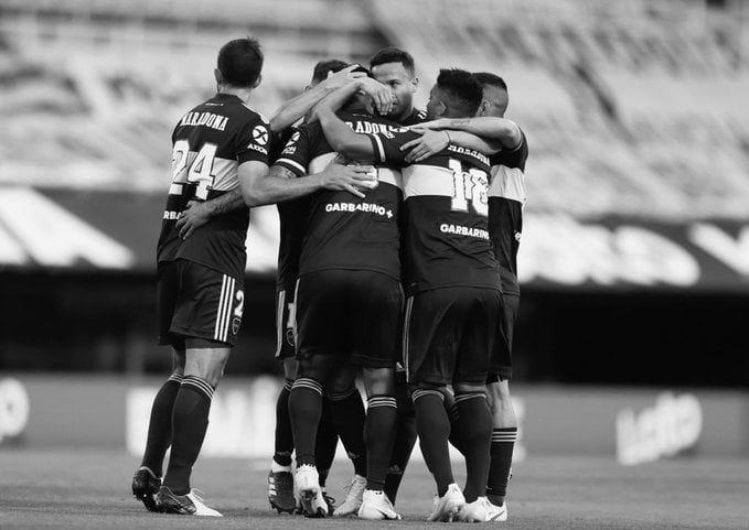 Antes de pegar o Inter, Boca vence com time misto, homenageia Maradona e vê desabafo de ex-Cruzeiro Boca