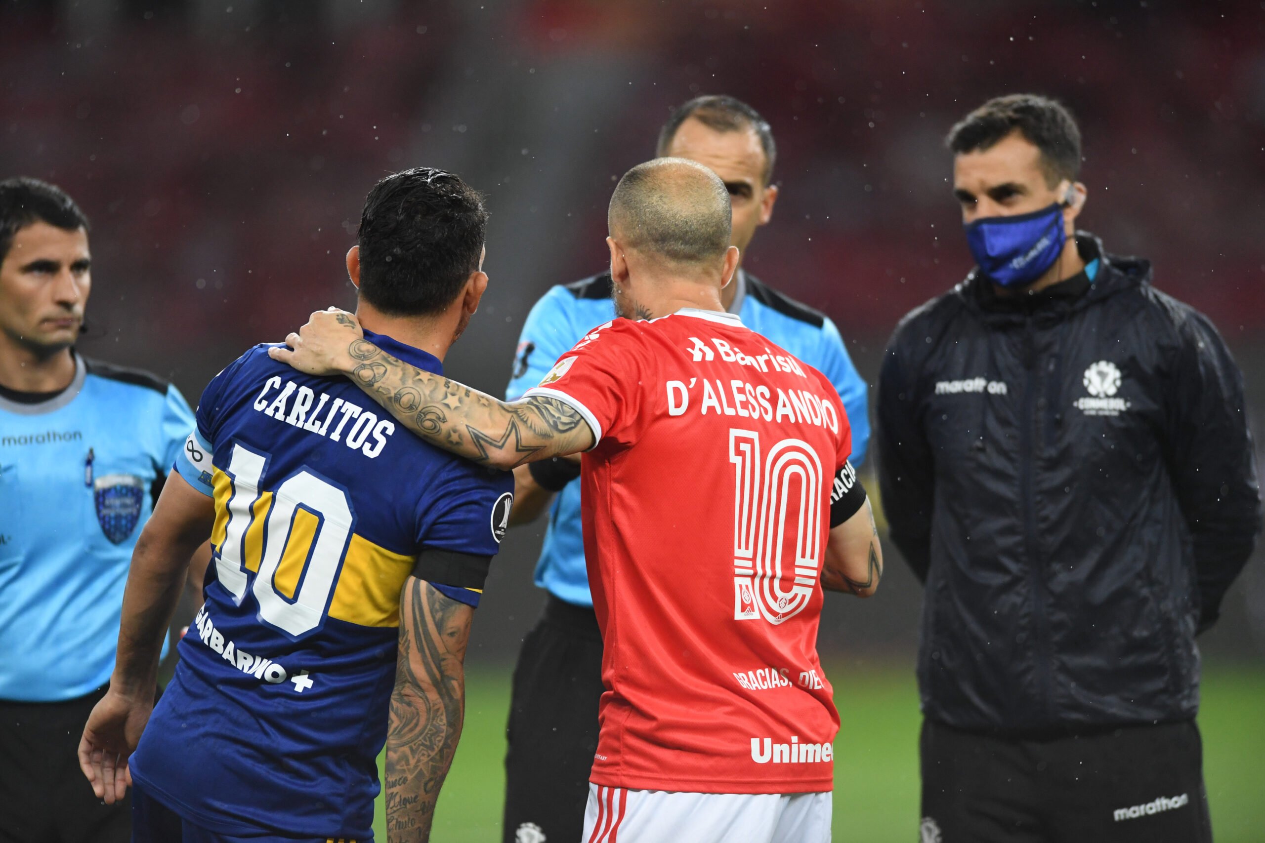Leomir explica o motivo da substituição de D'Alessandro ainda no intervalo da derrota para o Boca D'Alessandro