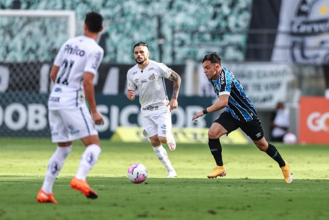 Comentarista cita inúmeros problemas do Santos e vê caminho aberto para o Grêmio até a semi da Libertadores Santos