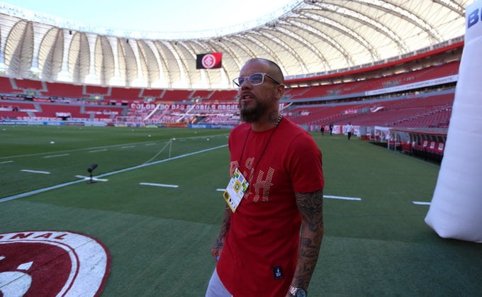 Antes de ir embora, D'Alessandro fez último pedido aos jogadores: "Não deixem entrar filho da p... no vestiário" D'Alessandro