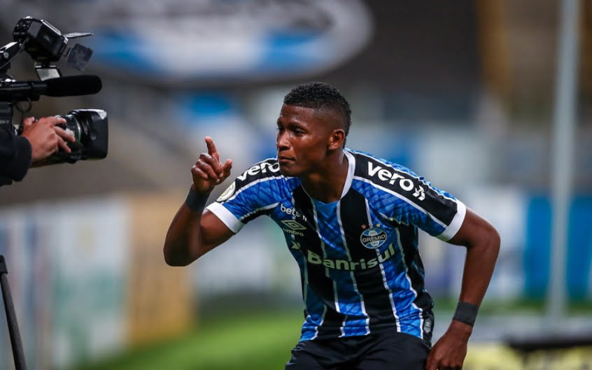 Por iniciativa de Renato, Grêmio reabre conversas com o Cruzeiro para trazer novamente Orejuela Orejuela