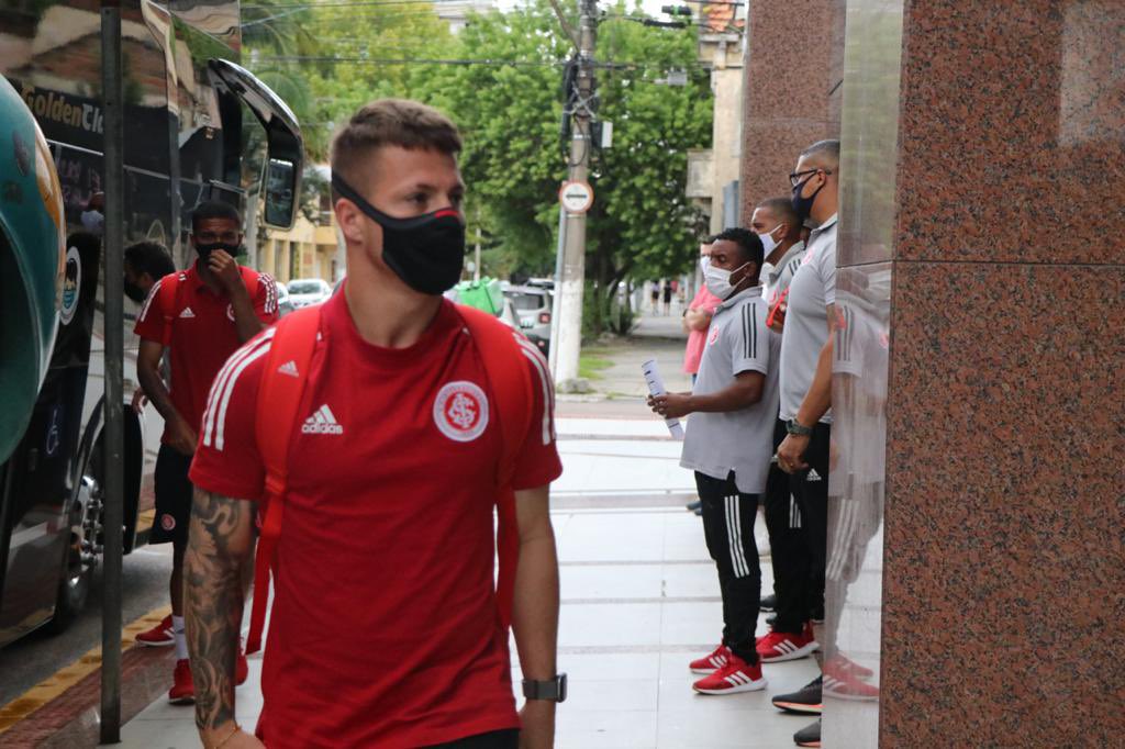 Com reforço do elenco principal, veja provável escalação do Inter, horário e transmissão contra o Pelotas Inter