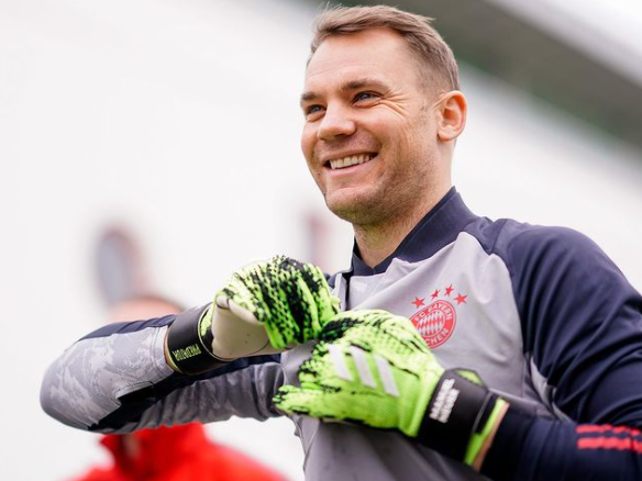 De Neuer a Cláudio Pitbull: os nomes conhecidos que desejaram sucesso a Rafinha no Grêmio Neuer