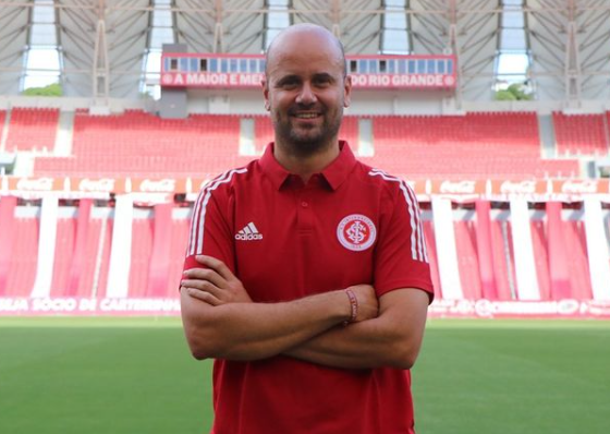 O jogador do Inter que teve a saída barrada por Ramírez e que será alvo de "projeto" do treinador Ramírez