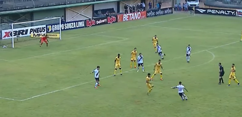 Ex-Inter, Zeca solta a pancada, faz golaço em jogo do Vasco e se emociona; assista ao lance Zeca