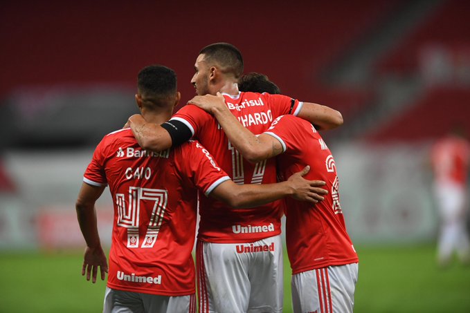 Dirigente do Inter explica como demissões e cortes de gastos podem ajudar o time a ser competitivo em campo Galhardo